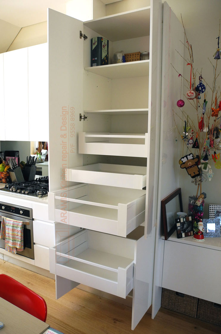 +kitchen +pantry +cabinet,+kitchen +pantry +drawers,+kitchen +pull out +drawers,+repair +pull out +pantry,+pantry slide o